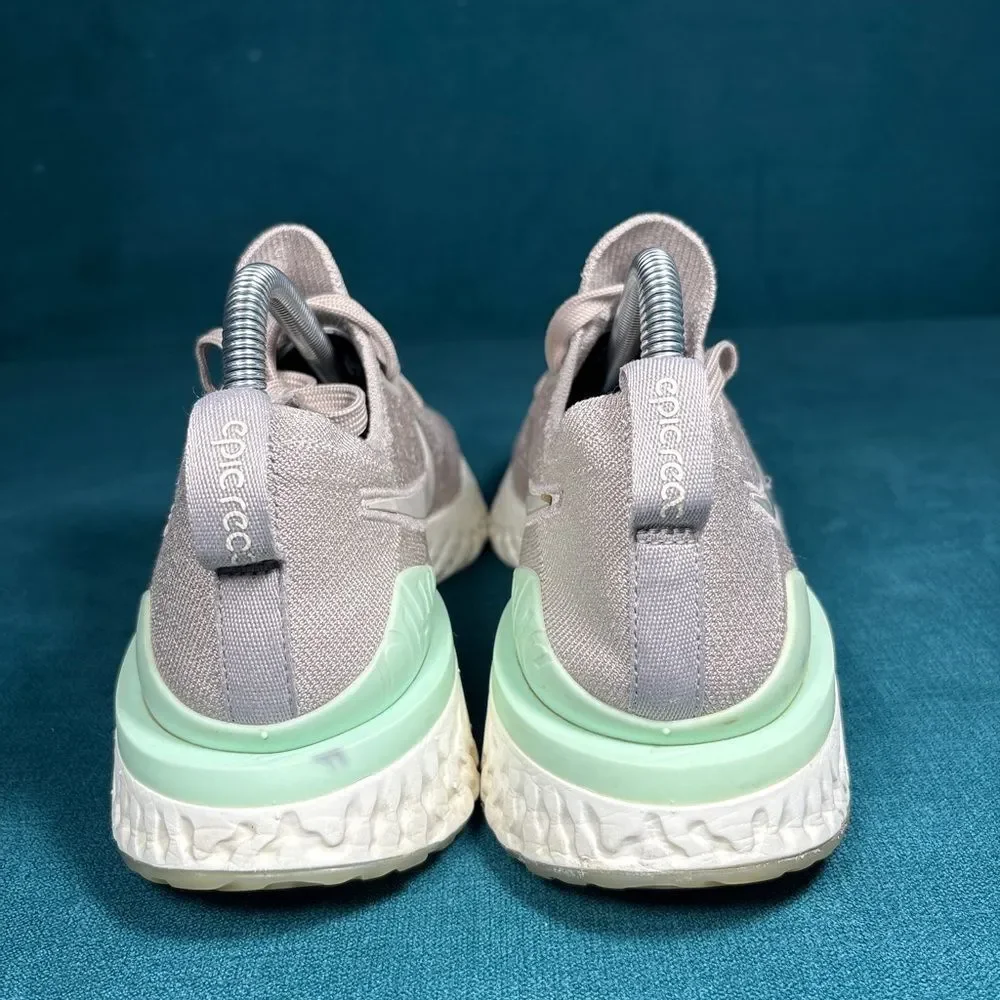 Nike flyknit 2.0 Moon particles Women’s Size 9.5 shoes